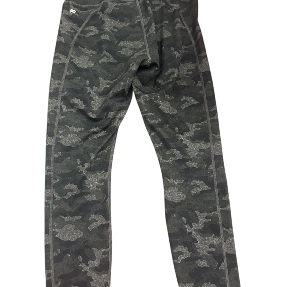 Fabletics Women’s Leggings XS  Camo High Rise Compression Activewear 32” Inseam